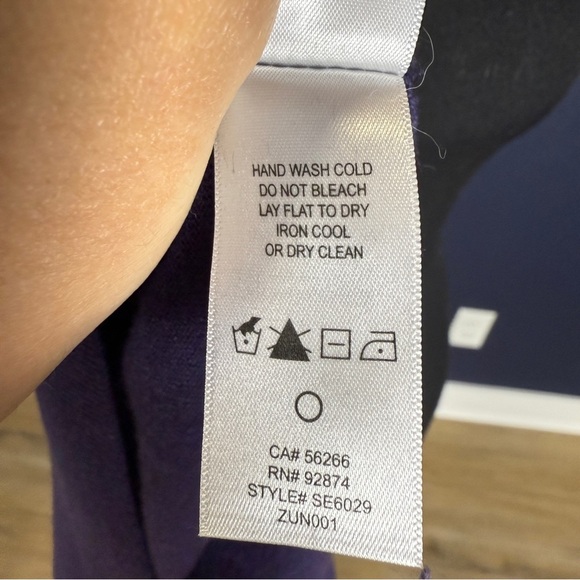 Splendid Cashmere Blend Purple Crew Neck Sweater, Size Large - Picture 8 of 8